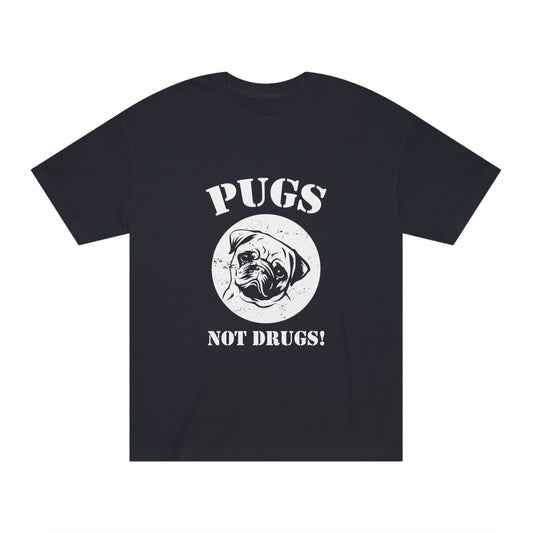 Pugs not drugs Unisex Classic Tee