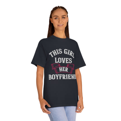 This girl loves her boyfriend Unisex Classic Tee